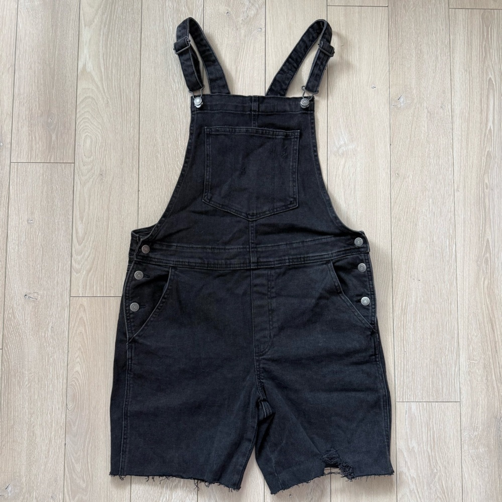 Old Navy Black Denim Shortall Women’s Size 12